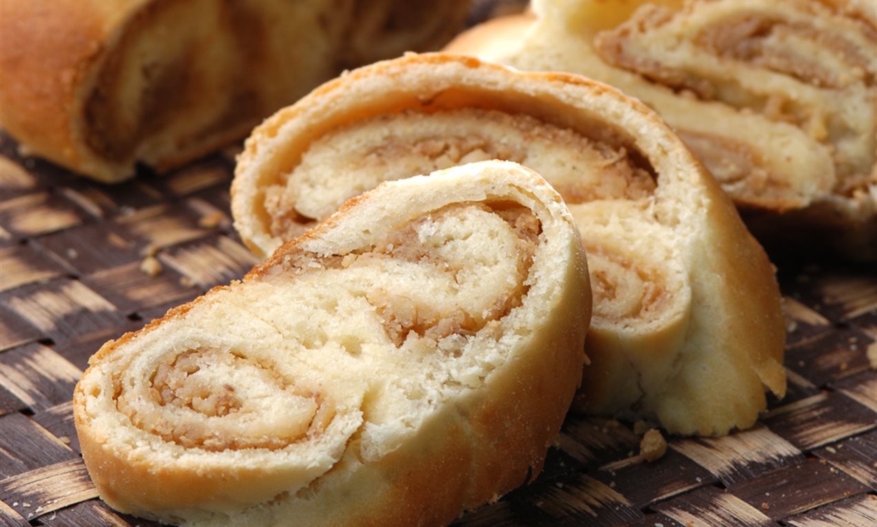 Tahinli Cevizli Çörek