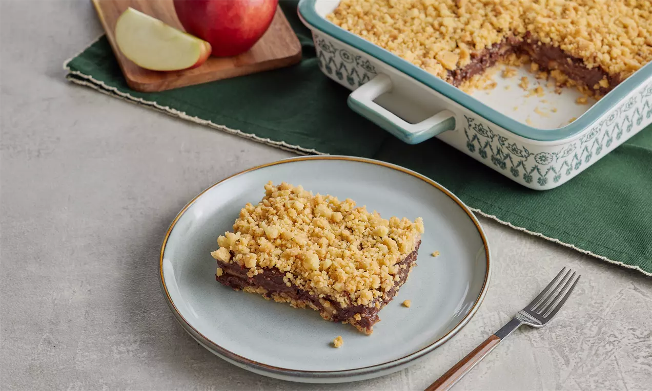 kakaolu pudingli elmali crumble