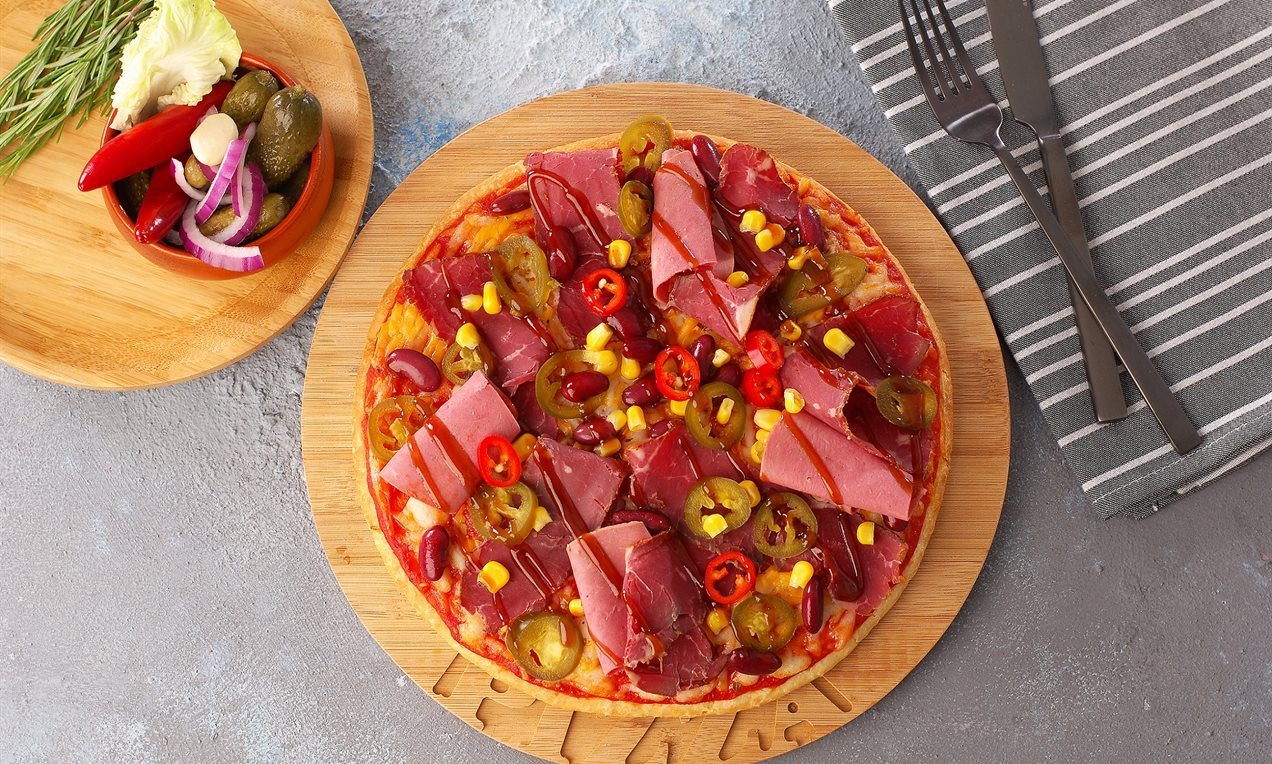 Füme Etli Jambonlu Dört Peynirli Pizza