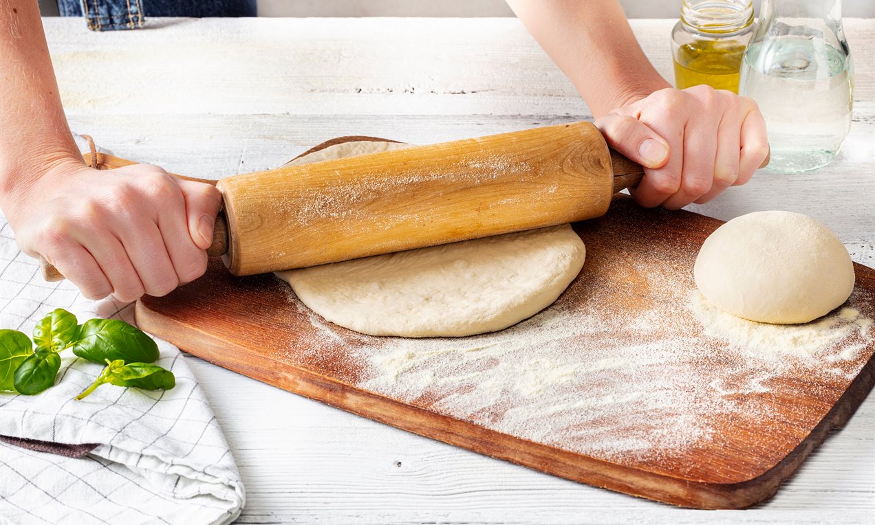 Semolina Unu ile Pizza Hamuru Tarifi Dr. Oetker