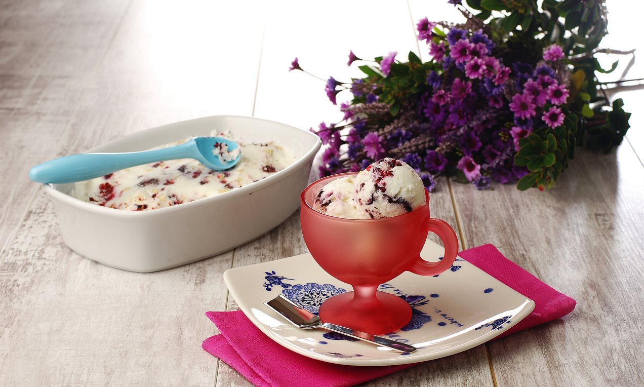 Böğürtlenli Puding Ice