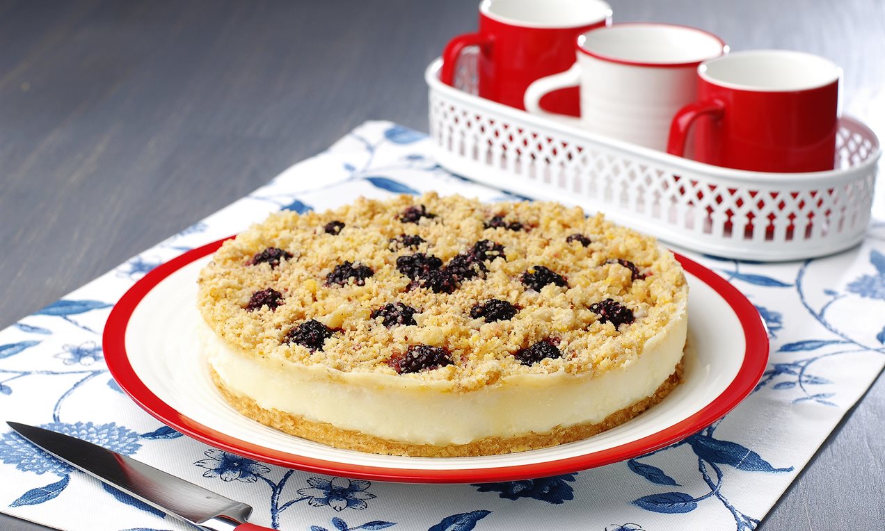 Böğürtlenli Kazandibili Crumble