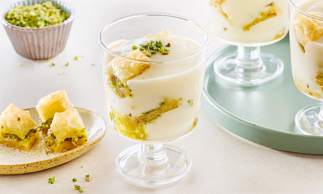 Baklavalı Muhallebi Kup