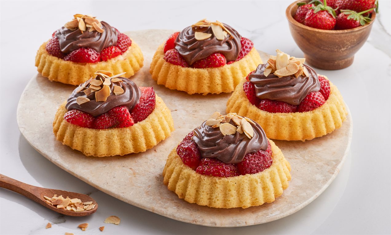 Pastacı Kremalı Çilekli Tartolet