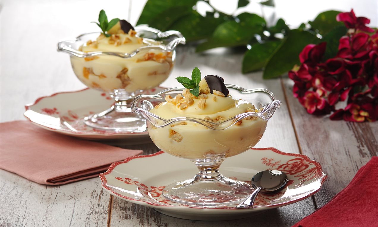 Yulaflı Muzlu Puding Kup