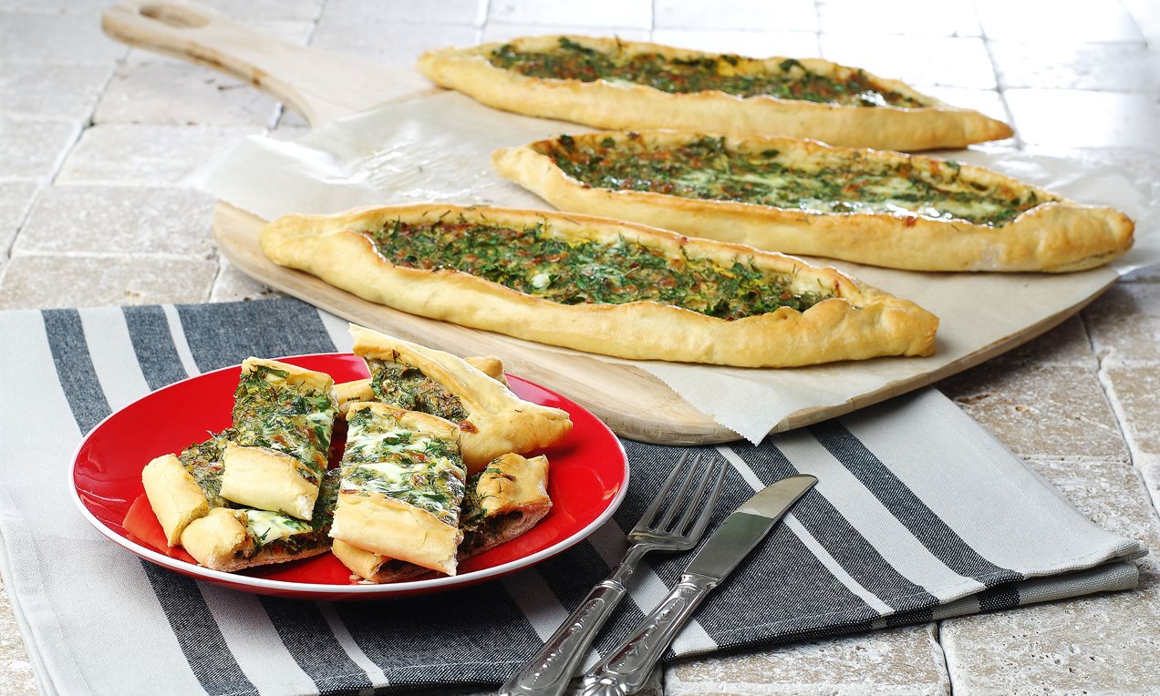 Otlu Karadeniz Pidesi